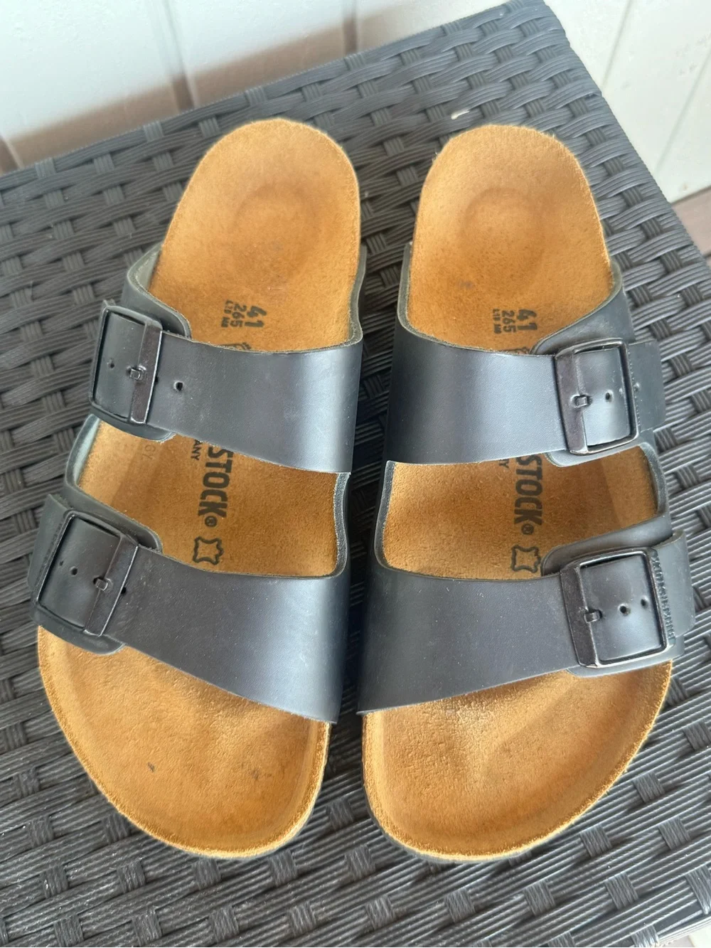 Birkenstock Arizona Slide Sandals - Black size 41 men’s